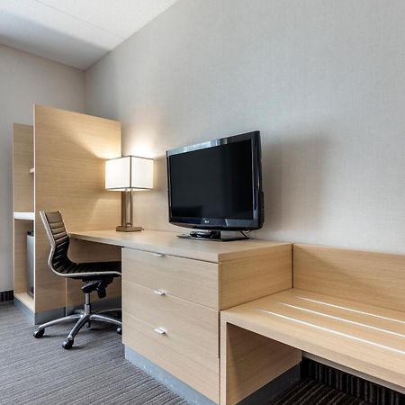 Quality Inn & Suites Oakville Værelse billede