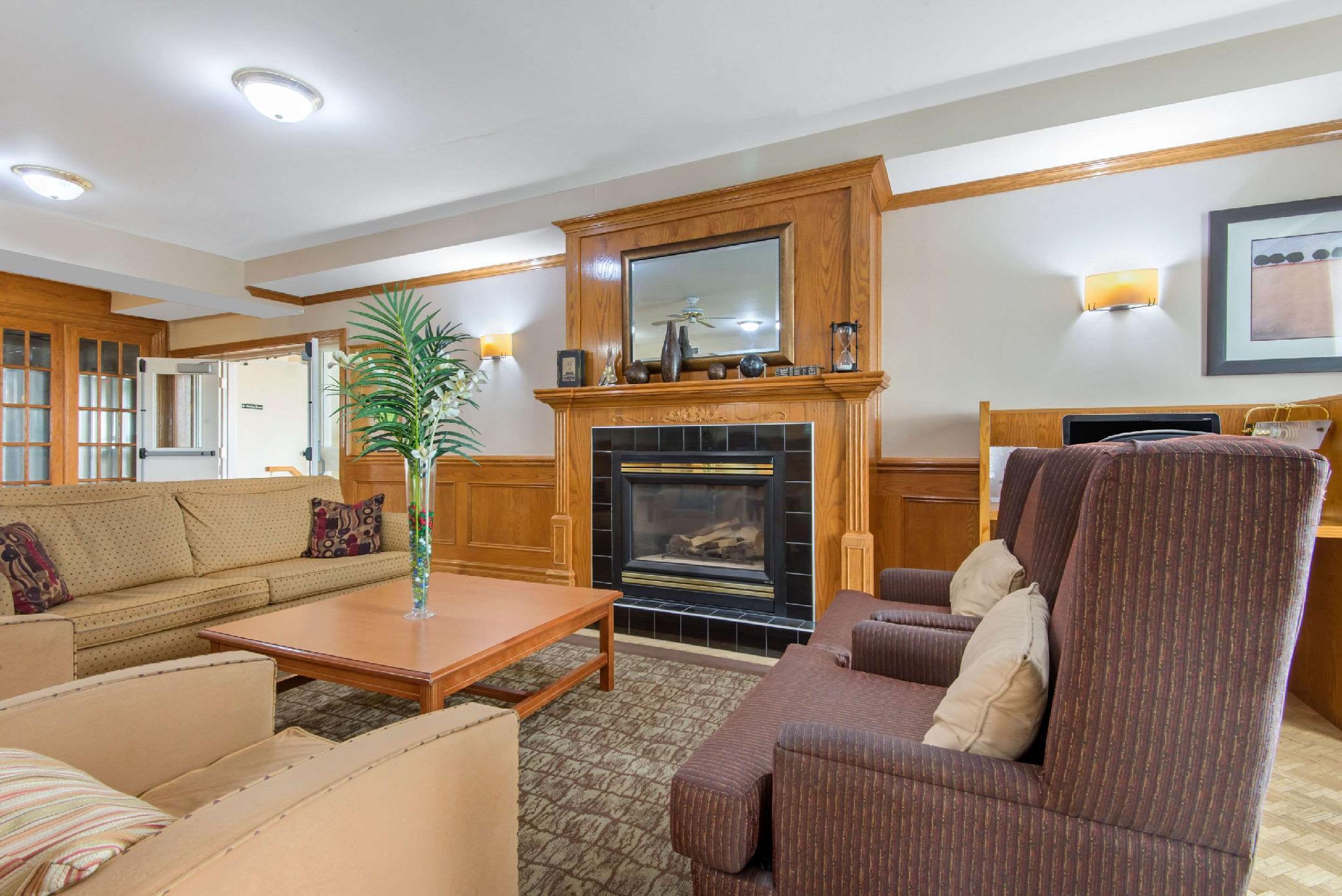 Quality Inn & Suites Oakville Eksteriør billede