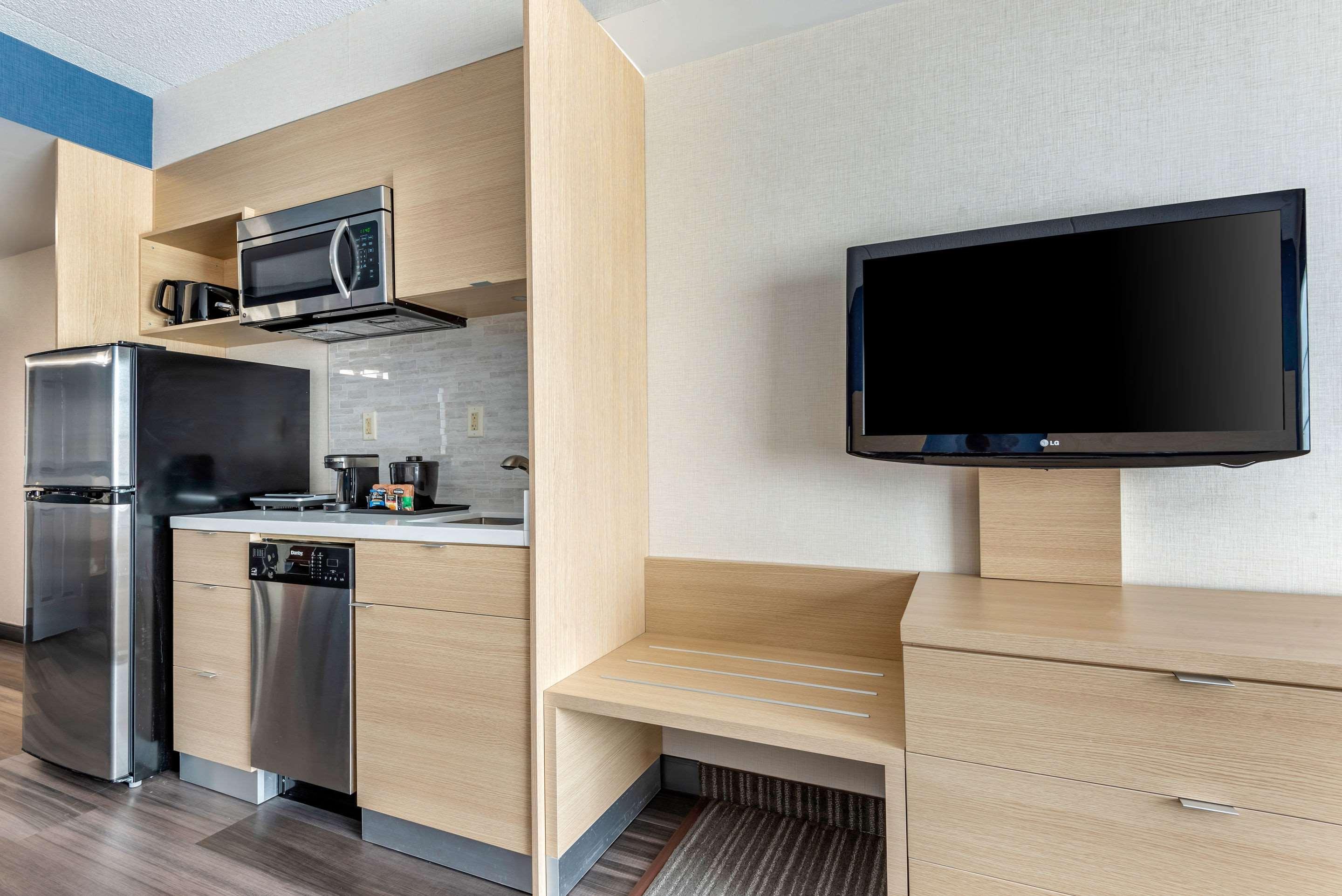 Quality Inn & Suites Oakville Eksteriør billede