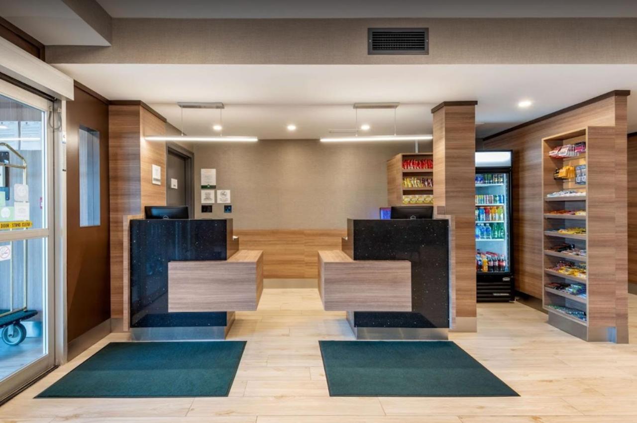 Quality Inn & Suites Oakville Eksteriør billede