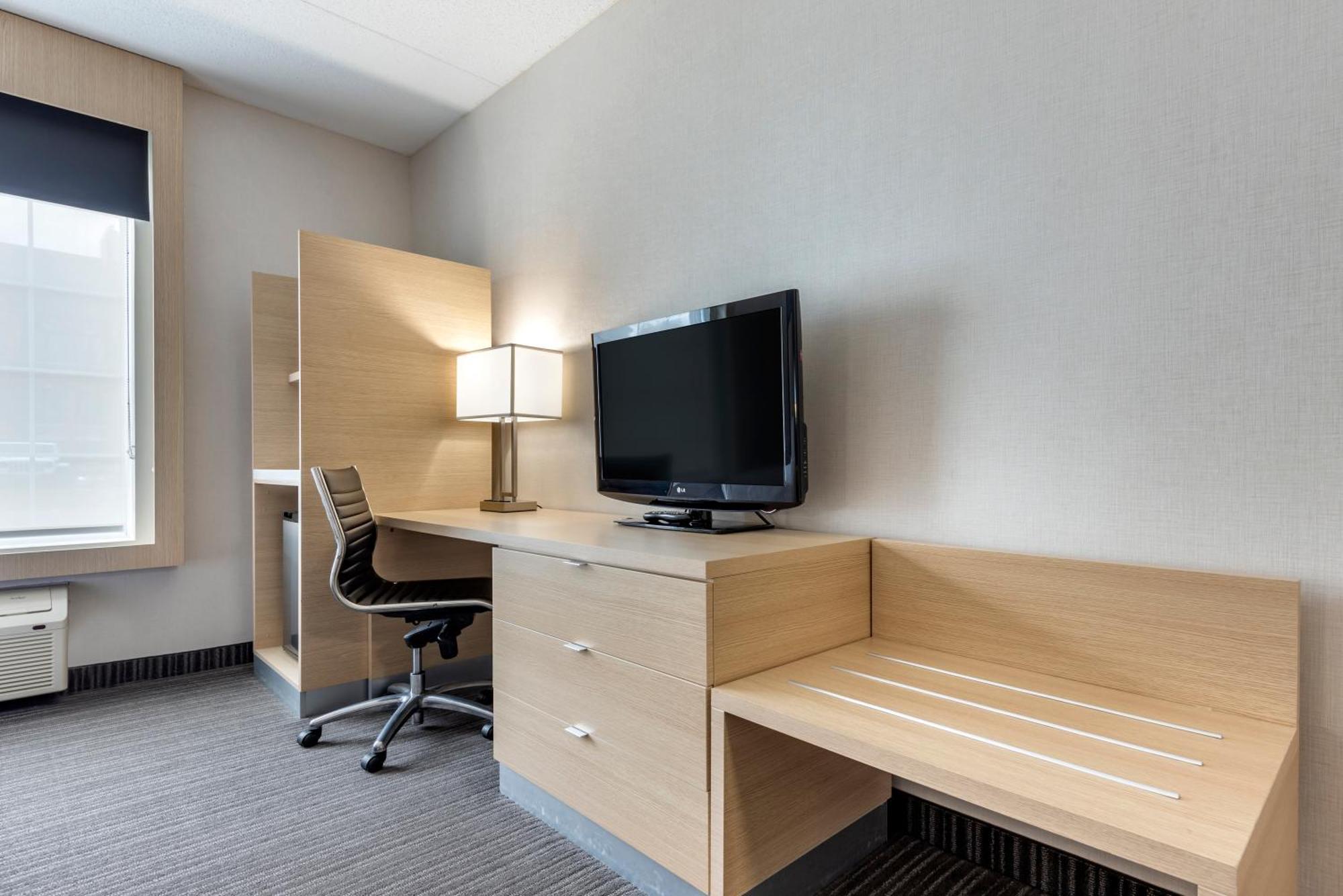 Quality Inn & Suites Oakville Værelse billede