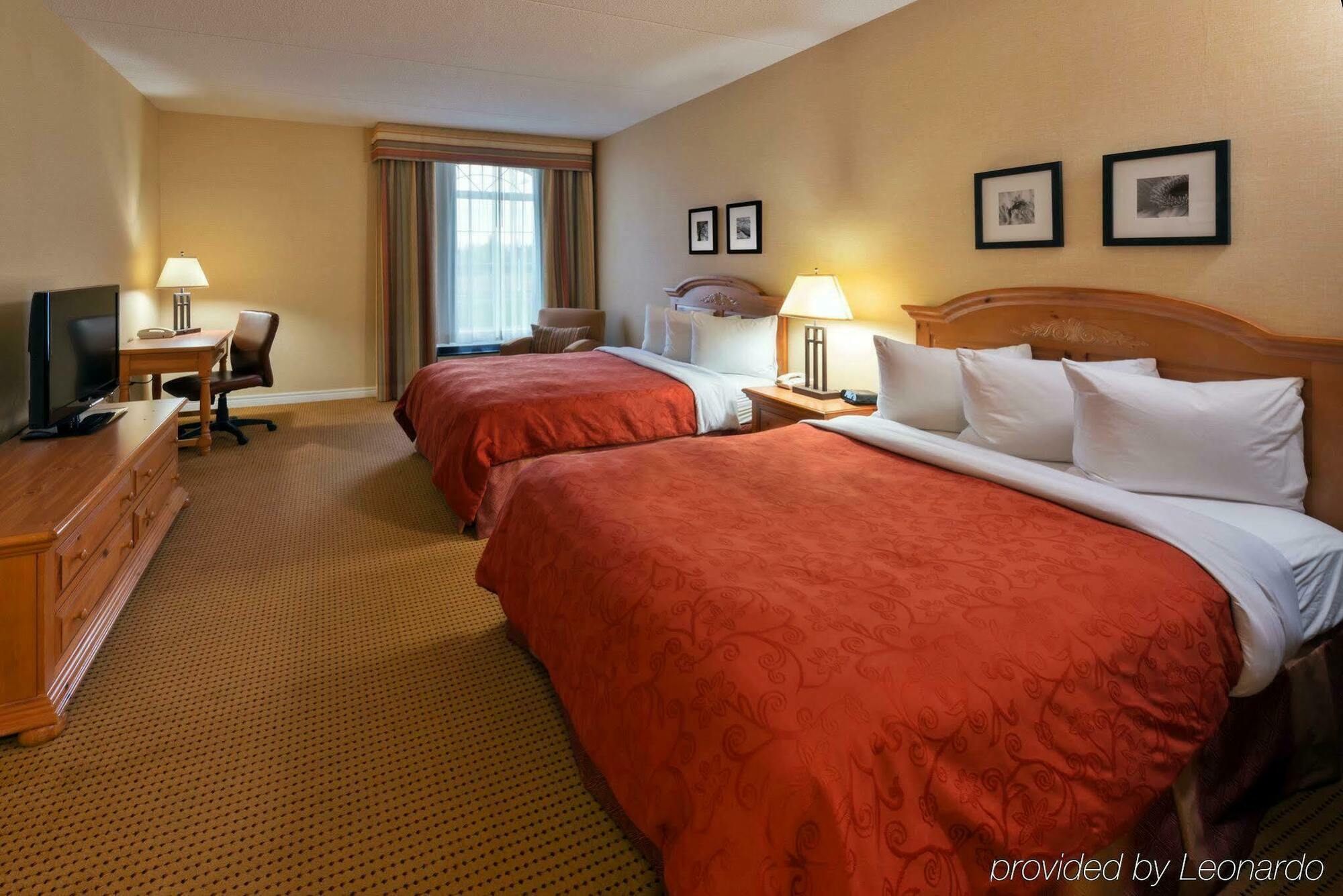 Quality Inn & Suites Oakville Eksteriør billede